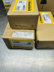 NEW Enerpac P142 + RSM100 RSM200 RSM300 Low Profile Cylinder Set in Case 30 Ton
