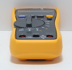 Fluke Electrician’s Combo Kit 117 True RMS Multimeter & 323 Clamp Meter