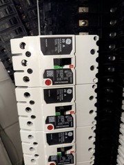 GE INDUSTRIAL A-SERIES II PANELBOARD SEE DESCRIPTION