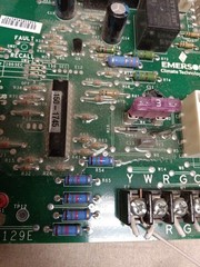 Goodman Amana Emerson PCBBF136 Furnace Control Circuit Board 50M56-281-03 USED