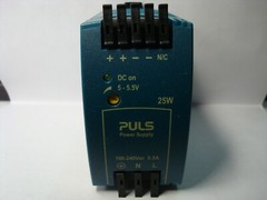 PULS ML30.101 POWER SUPPLY 25 WATT 100-240VAC INPUT 5-5.5VDC OUTPUT