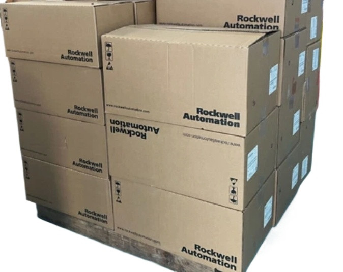 1PC Allen Bradley 1756-L84ES