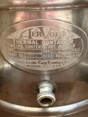 Aervoid Thermal Container Model 954. 2 Gallons No Lid.