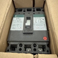 THED136015 General Electric Circuit Breaker 15A, 600VAC, 250VDC, 3-Pole