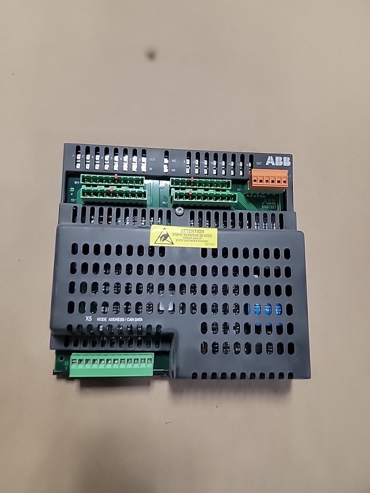 USED ABB DSQC 327 Combination I/O Module 3HAB 7230-1/04