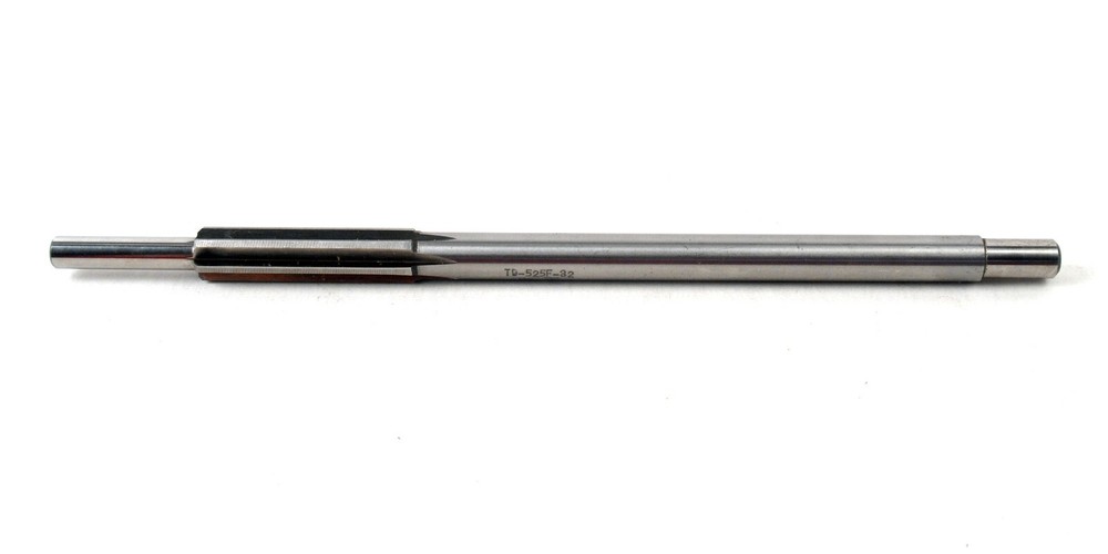 .4984 DIA X .3745 X 1-1/4 X 9-1 /4 6 FL STR RH PILOT.3125 REAMER (C-1-16-1-2)
