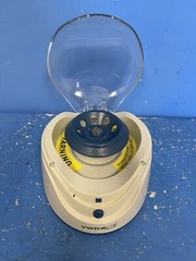 VWR Mini Benchtop Centrifuge 20W 3A amps AC100-240V 50/60Hz C0803 76269-066