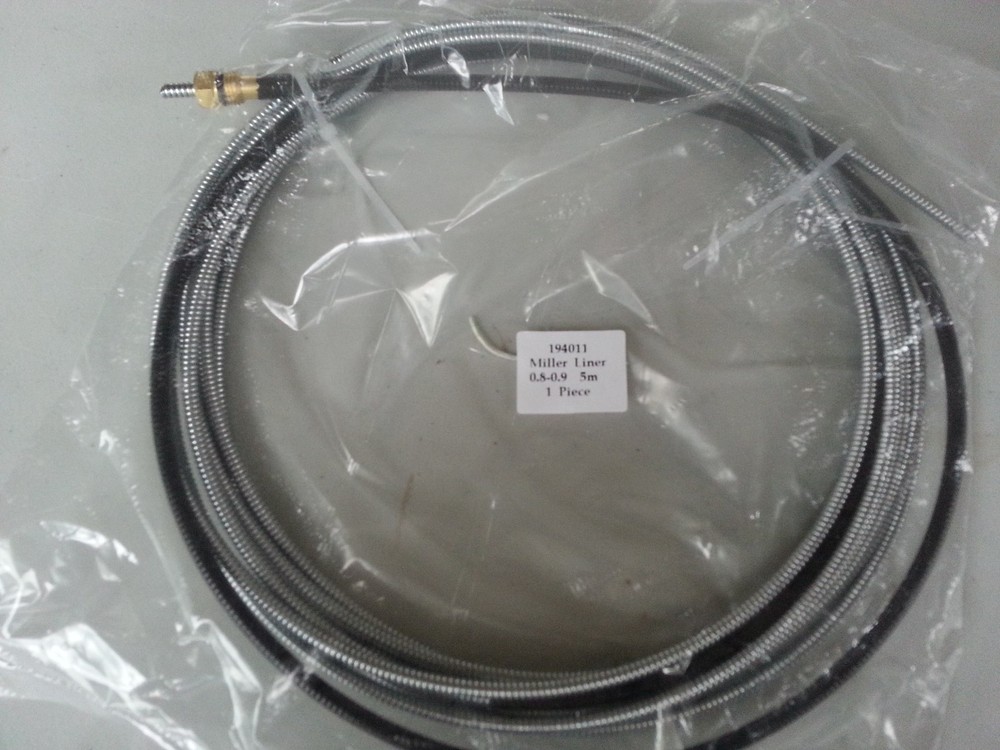 Miller 194011 – 0.030″-.035″ 15ft MIG Welding Liner for M10/M15/M150/M25/M40