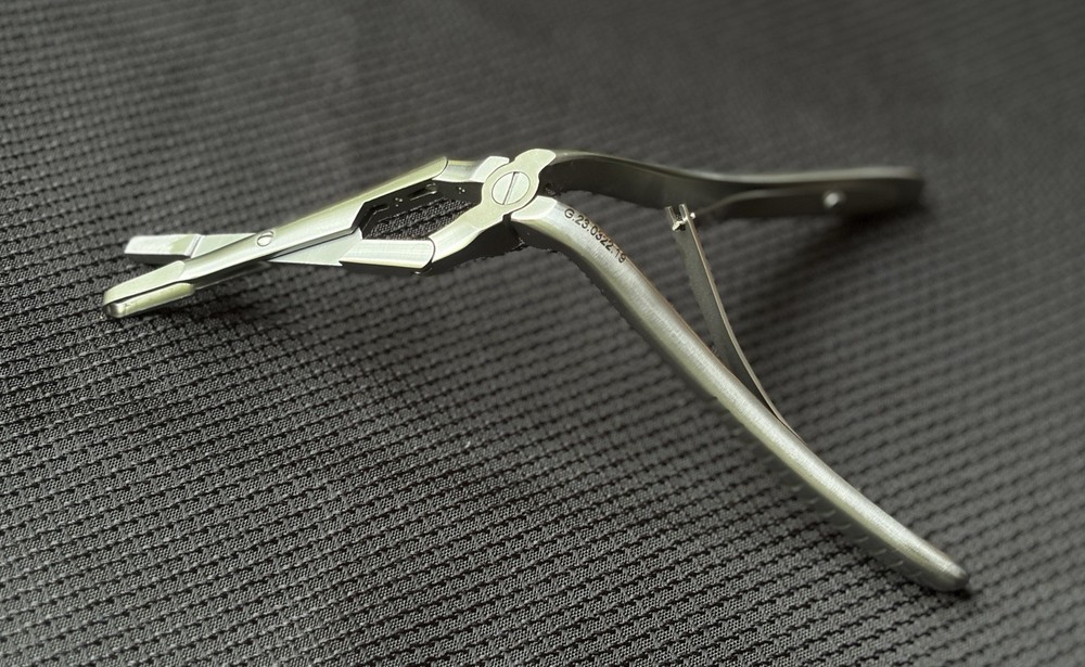 Jansen-Middleton Septum Forceps, 19cm, Thru-Cutting Double Action, 6x18mm