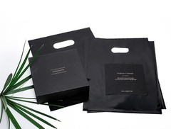 Merchandise Bags 100 Black 9″x12″ Size 1.5Mil Thick With Handles