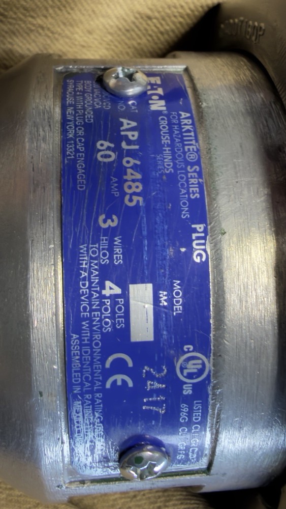 Eaton Crouse-Hinds APJ6485 3-Wire/4-Pole Arktite Heavy-Duty 60 Amp plug