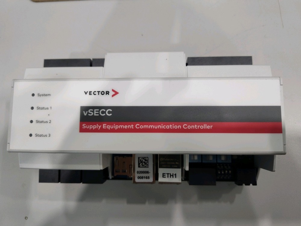 Vector vSECC Dual Car Fast DC Charger. With License Activated 70121,15118-2-20