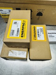 NEW Enerpac P142 + RSM100 RSM200 RSM300 Low Profile Cylinder Set in Case 30 Ton