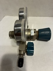 Airgas Y12-C245B580-AG High Purity Brass Two-Stage Gas Regulator-rare
