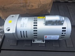 GAST 0.75 HP Vacuum Pump – Model 1023-101Q-G608NEX – Barely Used