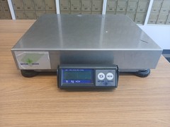 Mettler Toledo PS60 Shipping Scale 150lb Capacity with power cord.