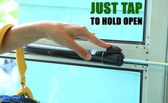 Touch ‘n Hold Door Closer Kit – White