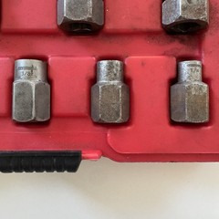 Cornwell Tools ATC54113 13 Piece 1/4″ – 3/4″ 8mm – 19mm Bolt Extractor Set