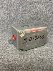 Killark SWBC-15 – Control Station Gray NEMA 7CD/9EFG 6-1/2 in H x 4 in W x 4-1/4
