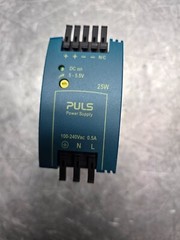 PULS ML30.101 POWER SUPPLY INPUT:100-240V,5-5.5V OUTPUT,NEW IN BOX! MAKE OFFER!