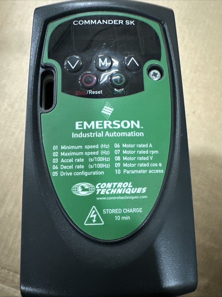 EMERSON SKA1200075 0.75KW INVERTER DRIVE 200-240V (USED)