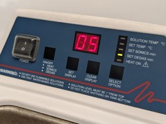 Branson 1510R-DTH Bransonic ultrasonic cleaner heated digital benchtop