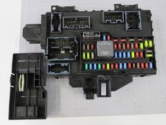 FOMOCO 9L3T 15604 EA 9130EPN0FB INTERIOR CABIN FUSEBOX W CONNECTOR DAMAGE T15961