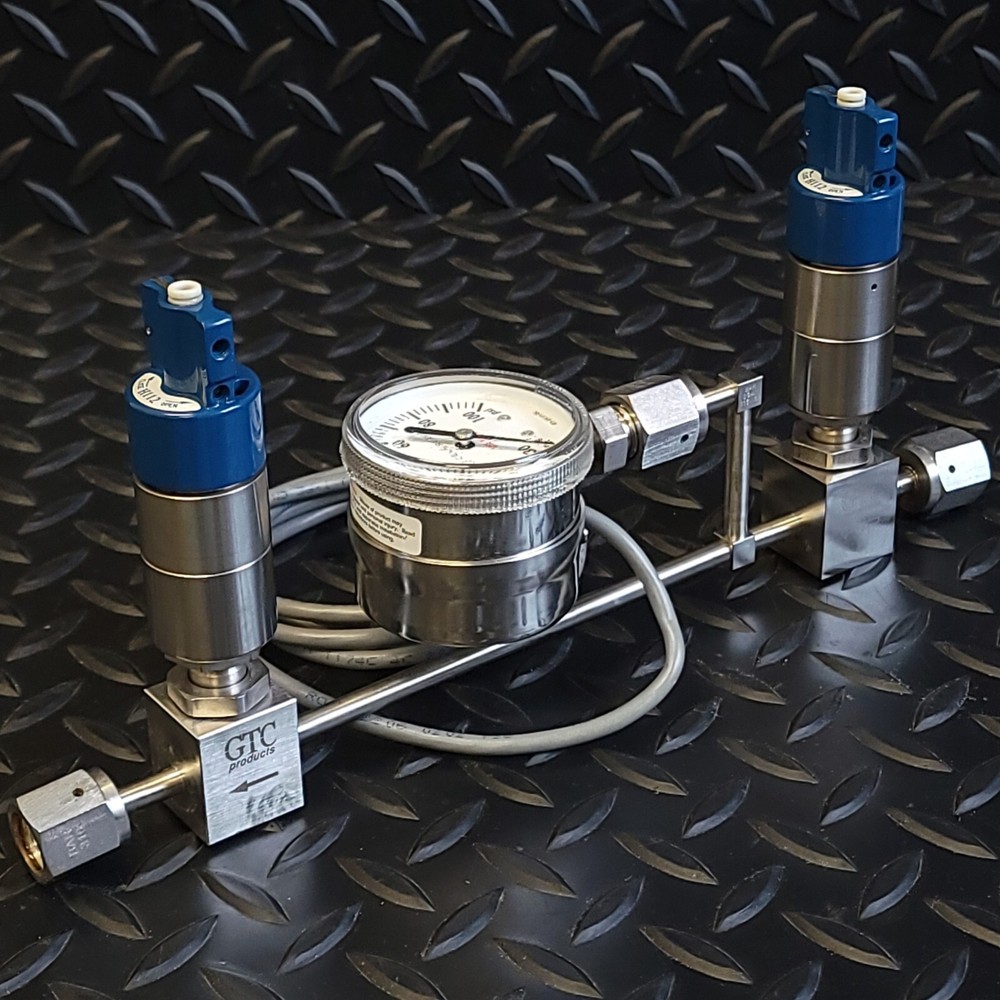 GTC Products – DV2-2A – Low Pressure Diaphragm Valve (2) & IPT122 Gauge Assembly