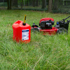 Ameri-Can 5 Gallon Gas Can W/ Dual Handles and Easy Flo Spill-Proof Spout FG4G57