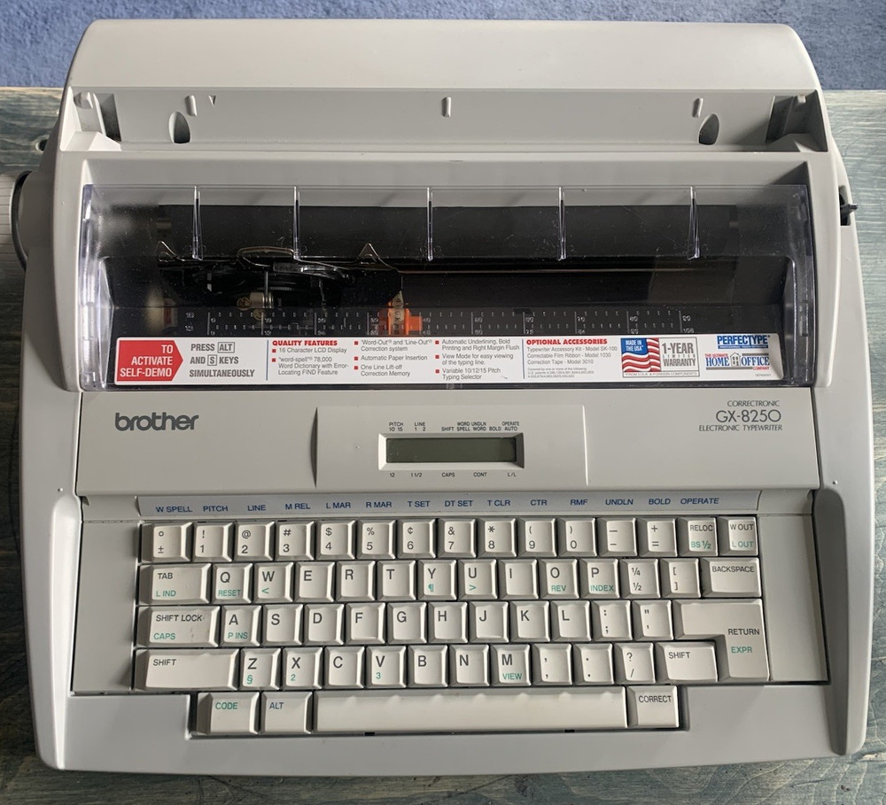 Brother Correctronic GX-8250 Electronic Typewriter, Brother Correctronic Series