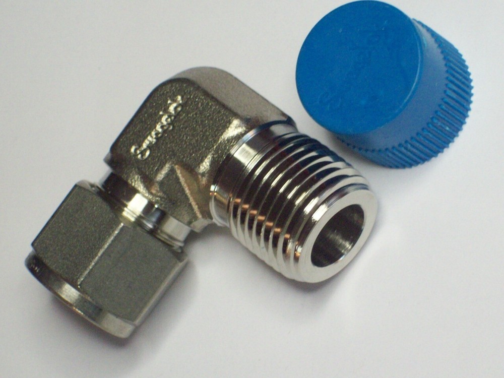 1- Swagelok Stainless Steel Elbow Connector, 1/2″ Tube x 1/2″ MNPT, SS-810-2-8