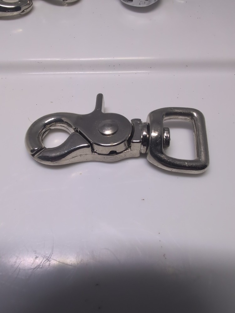 Trigger Snap Hook w/Round Eye – Zinc Diecast