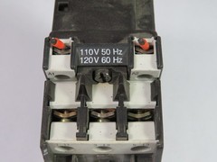 Klockner-Moeller DIL0-M-110V/50Hz-120V/60Hz Contactor 110V/50Hz 120V/60Hz USED