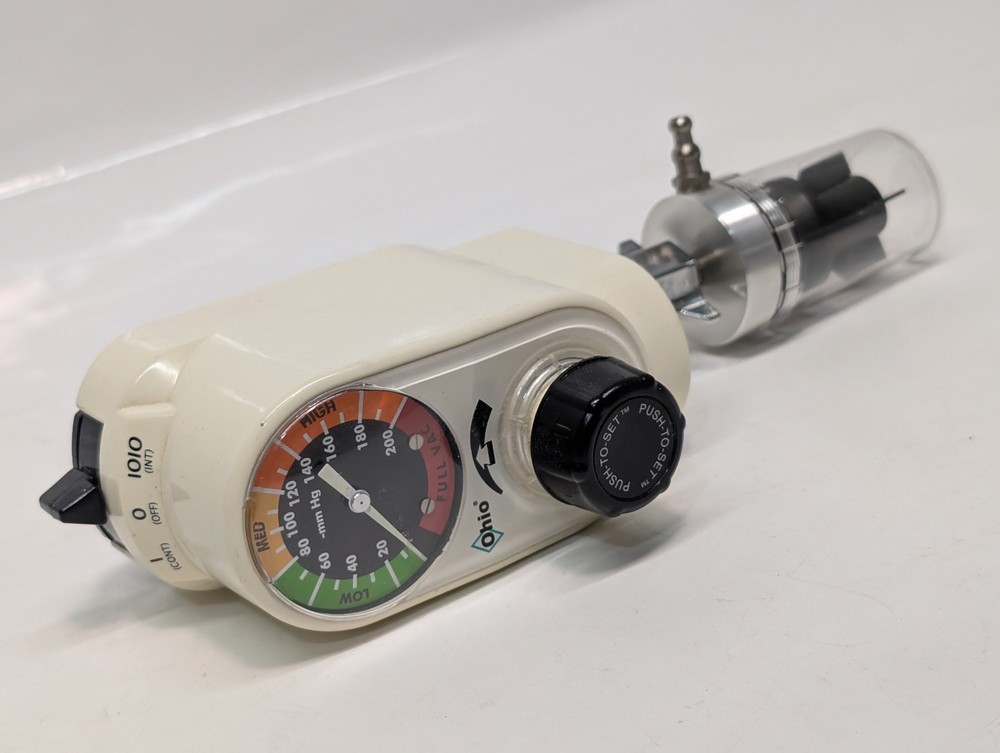 Ohio Medical 1251 Intermittent Suction Unit Vacuum Regulator as shown