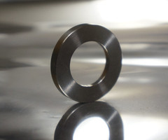 Titanium washer 17x30x4mm 0.678″x1.172″x0.157″