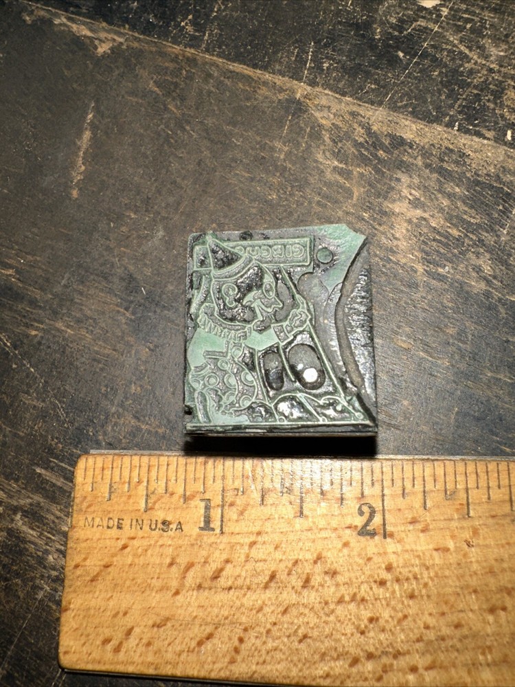 Print Block ( Circus Clown ) Friendly Face Smiling