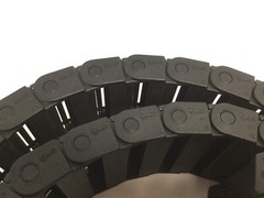 Igus 07-50-028 Energy Chain Bend Radius: 28mm (R28), Length: 41″, In-Width: 50mm