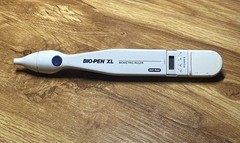 Tonometer Tono-Pen XL Bio-Rad Biometric Ruler READ