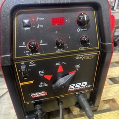 Lincoln Precision TIG 225 TIG Welder with Torch, Foot Pedal Ground clamp Chord