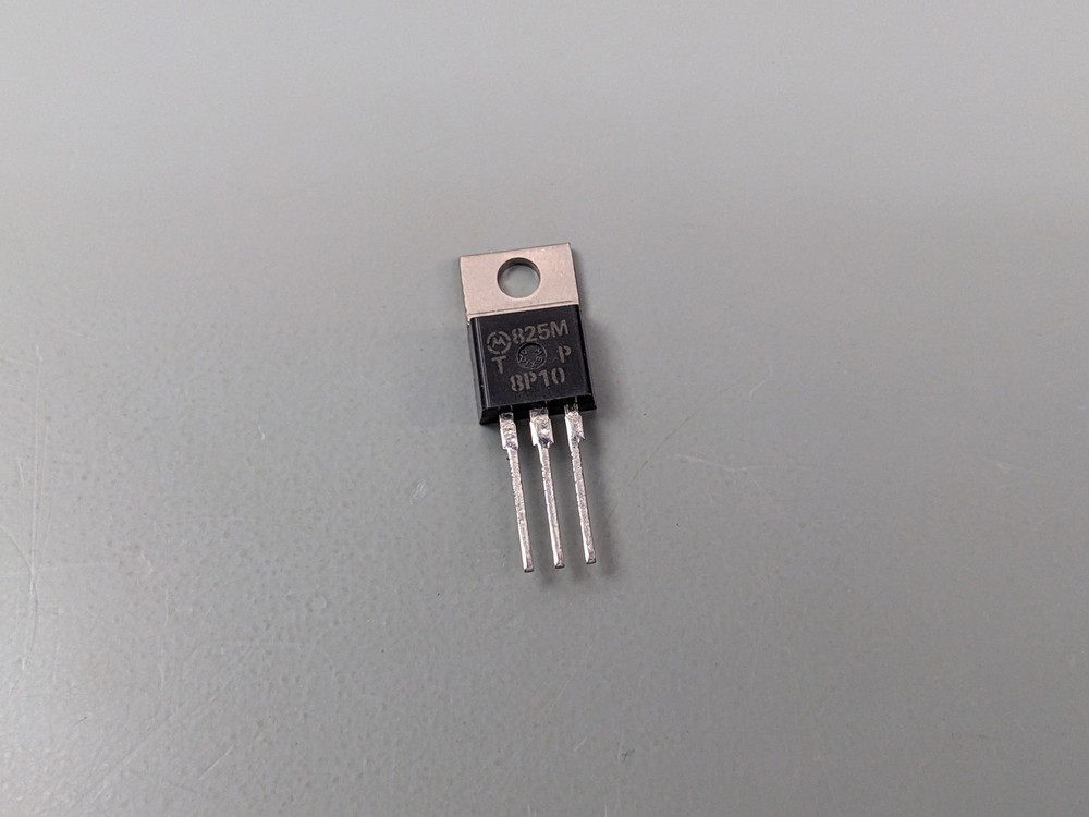 (2) MTP8P10 Power FET, P-Channel TMOS