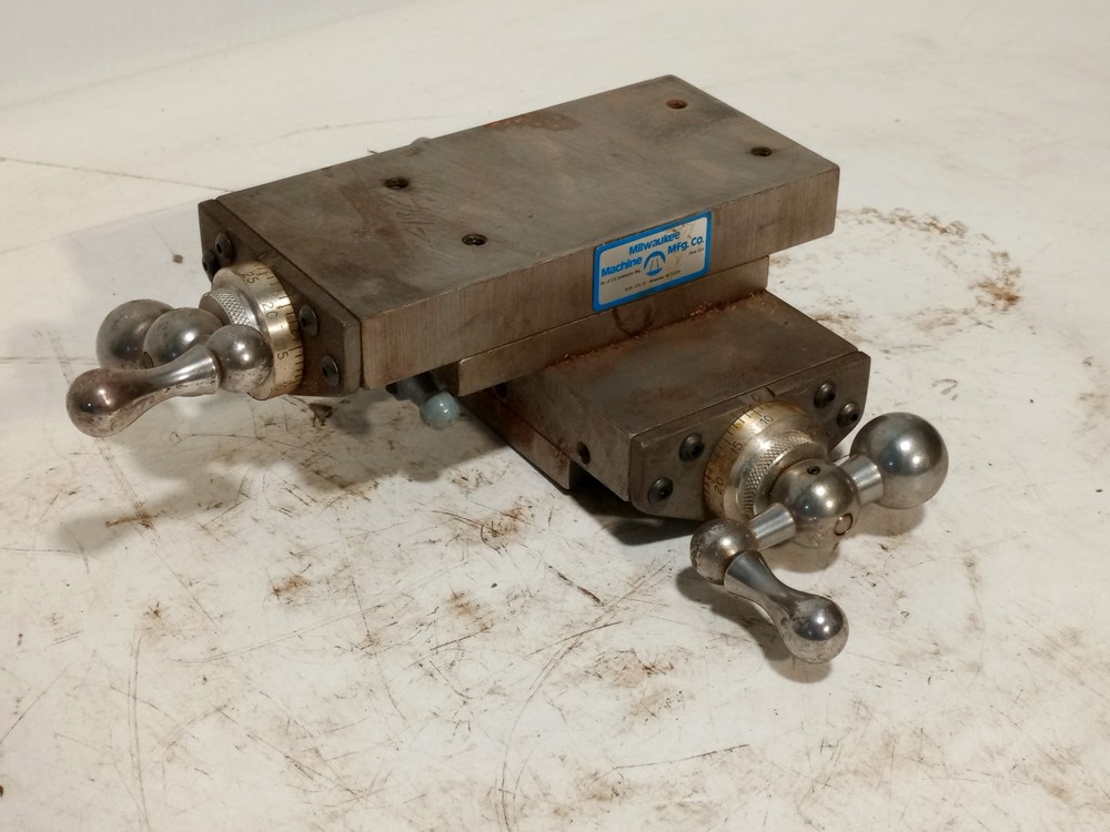 Milwaukee Machine Mfg Co cross slide compound table machinist tool as shown