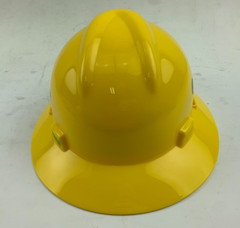MSA V-Gard Slotted Full Brim Hard Hat w/ Fas-Trac III Suspension – Yellow