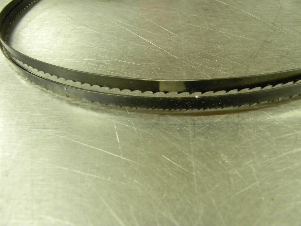 131-1/2 inch x 1/2″ x 3 tpi hook band saw blade for the Grizzly G0513 series