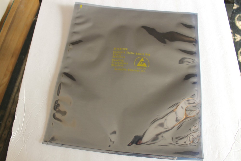 1000 (100/pkg) Anti Static ESD Open Top Shielding bags – 6″X10″ (Inner Diameter)
