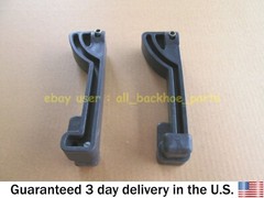 JCB BACKHOE – SIDE WINDOW HANDLES, 2 PCS. (PART NO. 331/38532 & 116/00822)