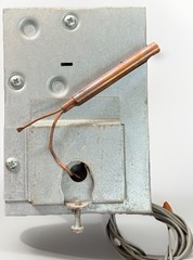(Untested) Honeywell L8148J1009 Aquastat Relay — Returns Accepted, 24HR Shipping