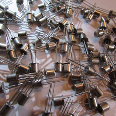 BC108C TELEFUNKEN TRANSISTOR TO-18 OBSOLETE RARE HARD TO FIND 2pcs FUZZ FACE USA