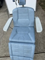 NEURONETICS NEUROSTART TREATMENT CHAIR ( free shipping)