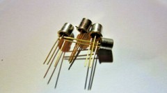 2N2222A National Semiconductor TO-18 Transistor HI-QUALITY Gold Leads 5 Pieces