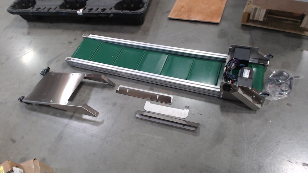 47″L Electric Incline Conveyor Machine, Max. 29.5″H Lift, 7.87″W Rubber PVC Belt